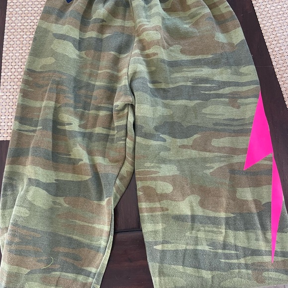 Aviator Nation Green Camo Joggers with Pink Lightning Bolt - NWOT - Picture 3 of 4